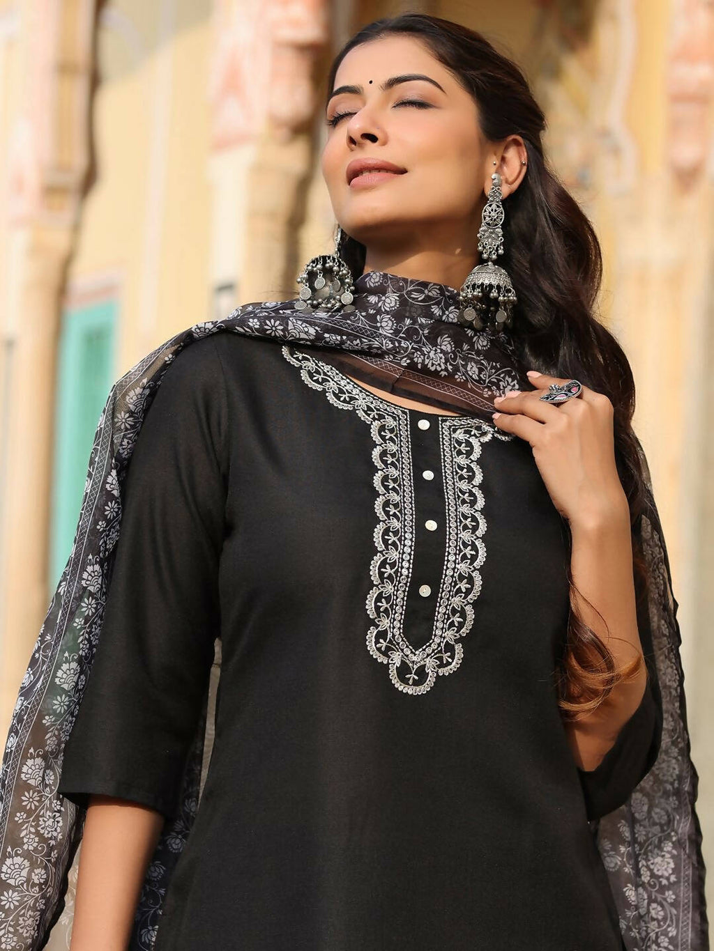 Juniper Women's Black Silk Solid Embroidered Kurta Set - Distacart