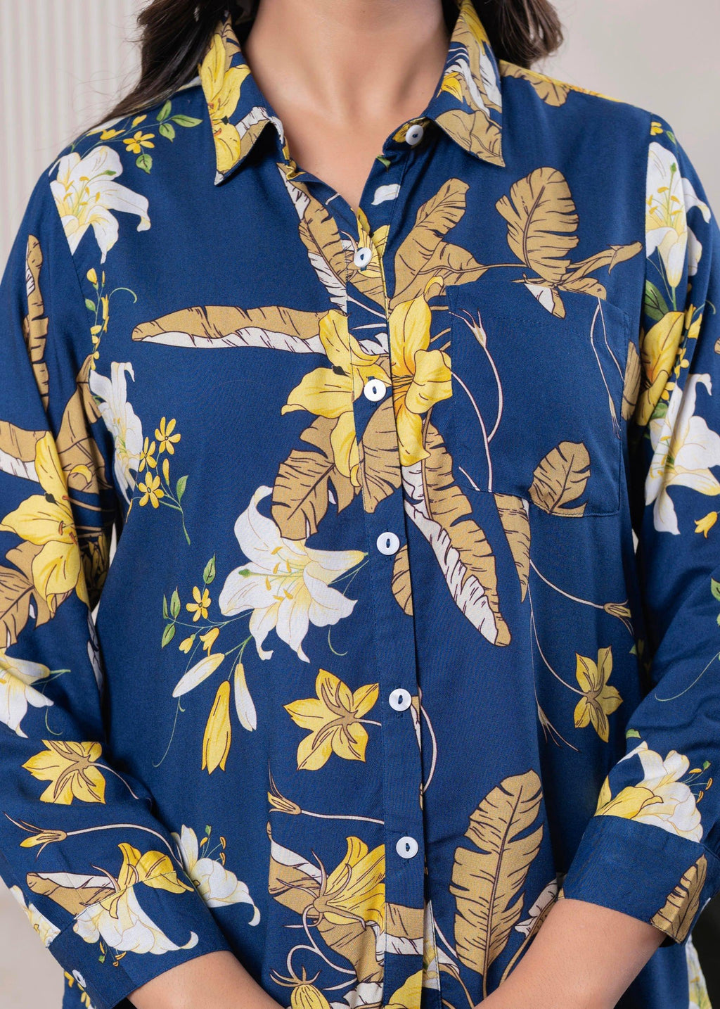 Juniper Lamora Navy Blue Floral Print Long Sleeve Button-Down Shirt - Distacart