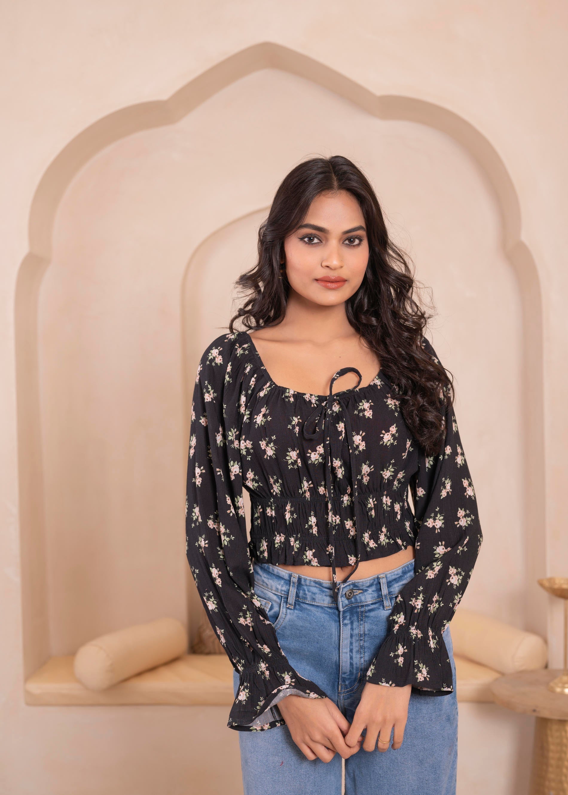 Juniper Lamora Black Floral Smocked Crop Top - Distacart