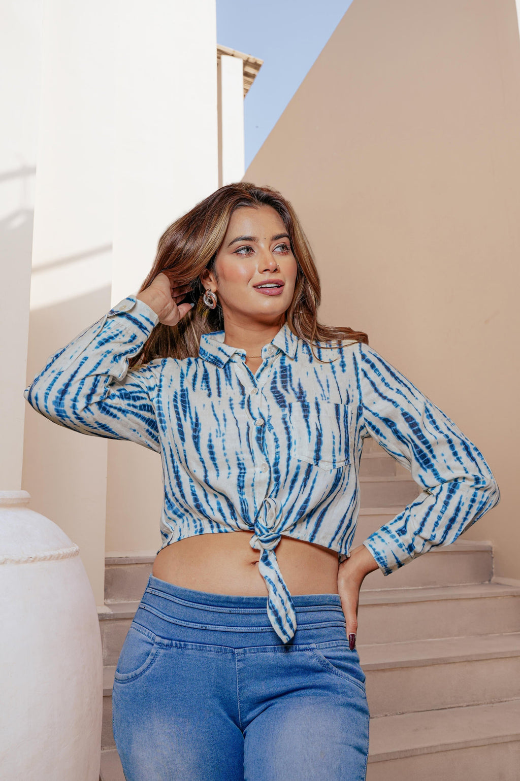 Juniper Lamora Indigo Blue & White Tie-Dye Striped Shirt Crop Top With Front Knot - Distacart