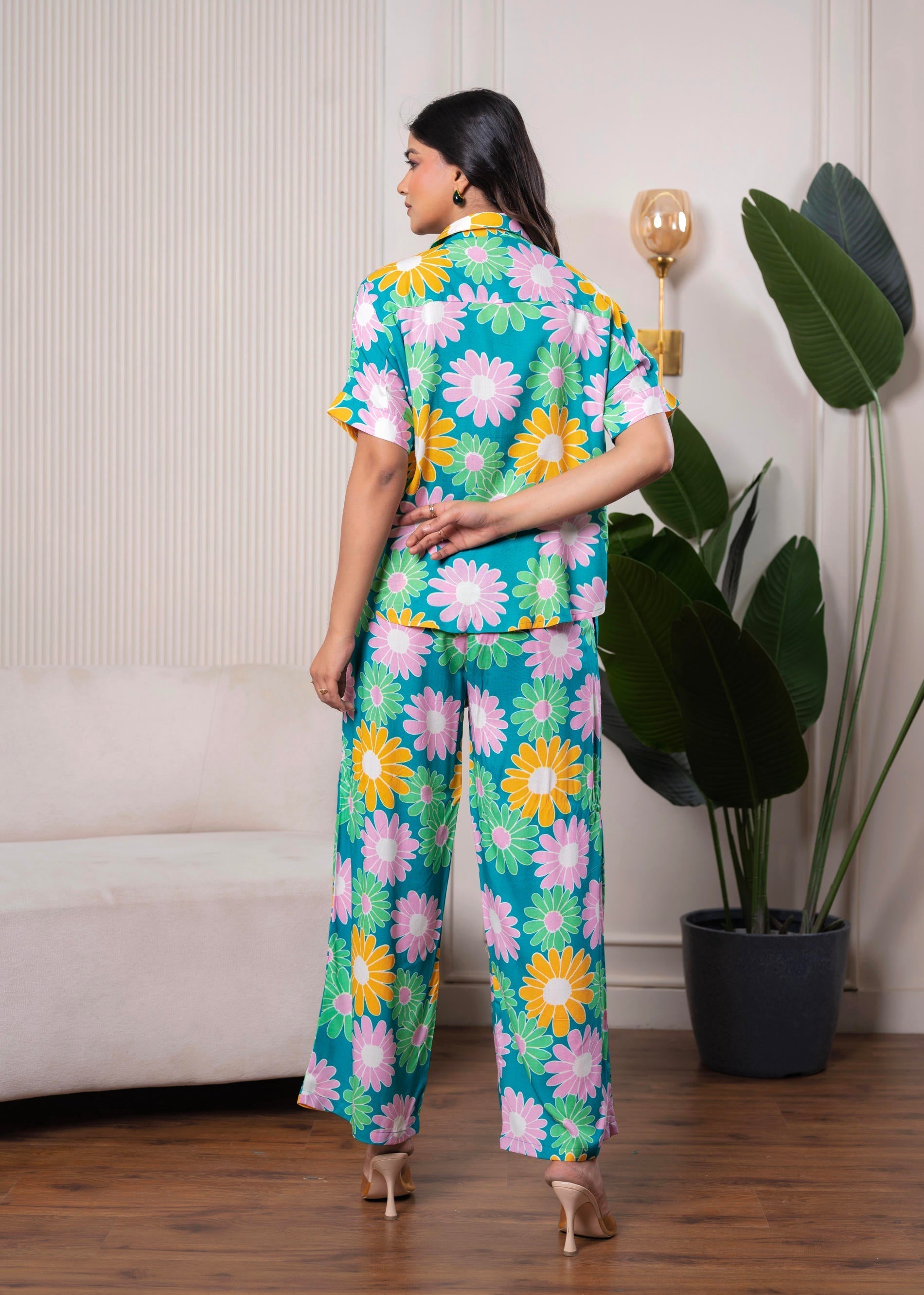 Juniper Lamora Tropical Daisy Co-Ord Set - Distacart