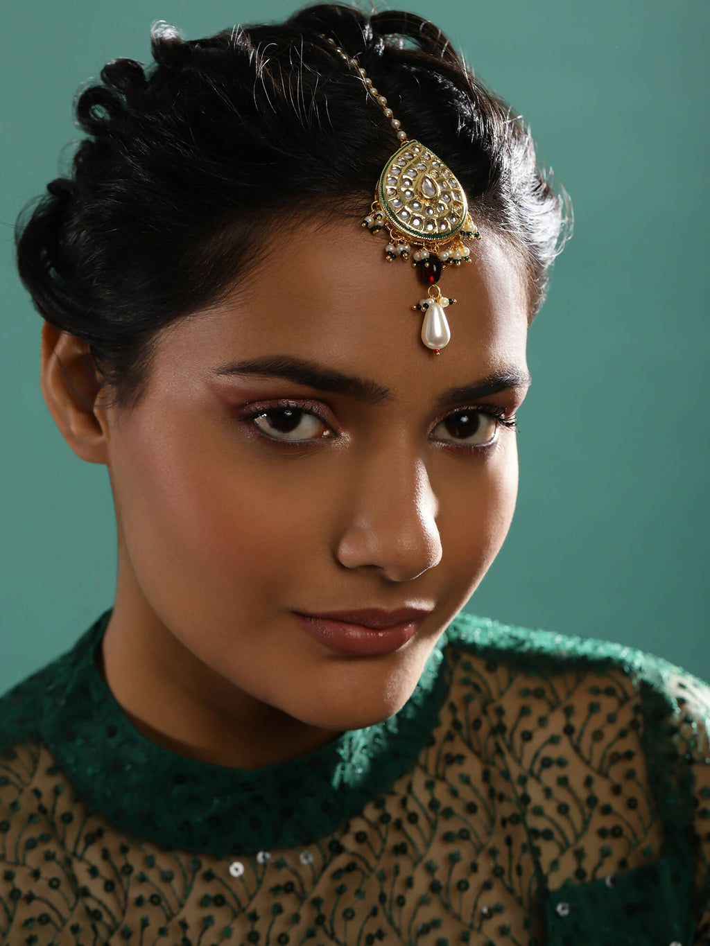 Gold-Plated White Green Kundan-Studded Pearl Beaded Maang Tikka - Ruby Raang - Distacart