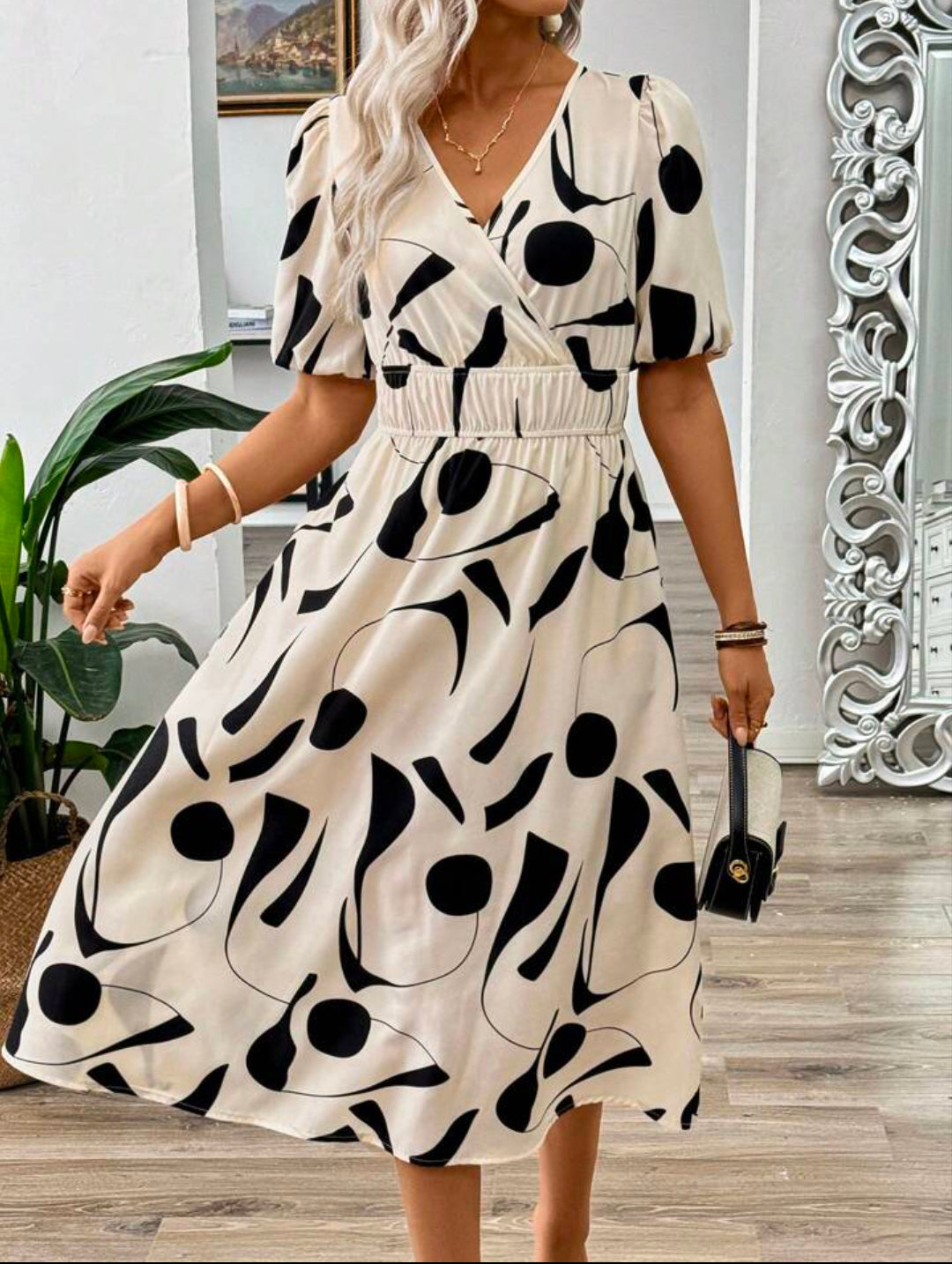Pimu Style Short Sleeve Dress - White