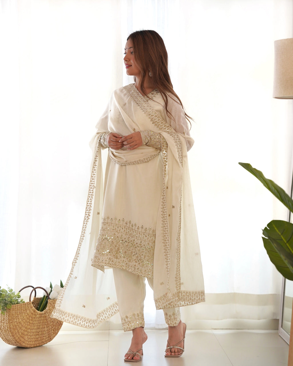 Lorenvalley Chinon Silk Embroidery Sequence zari work Kurta Pant with Dupatta Set - White
