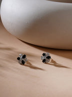 stone stud (Black and white) - Ruby Raang - Distacart