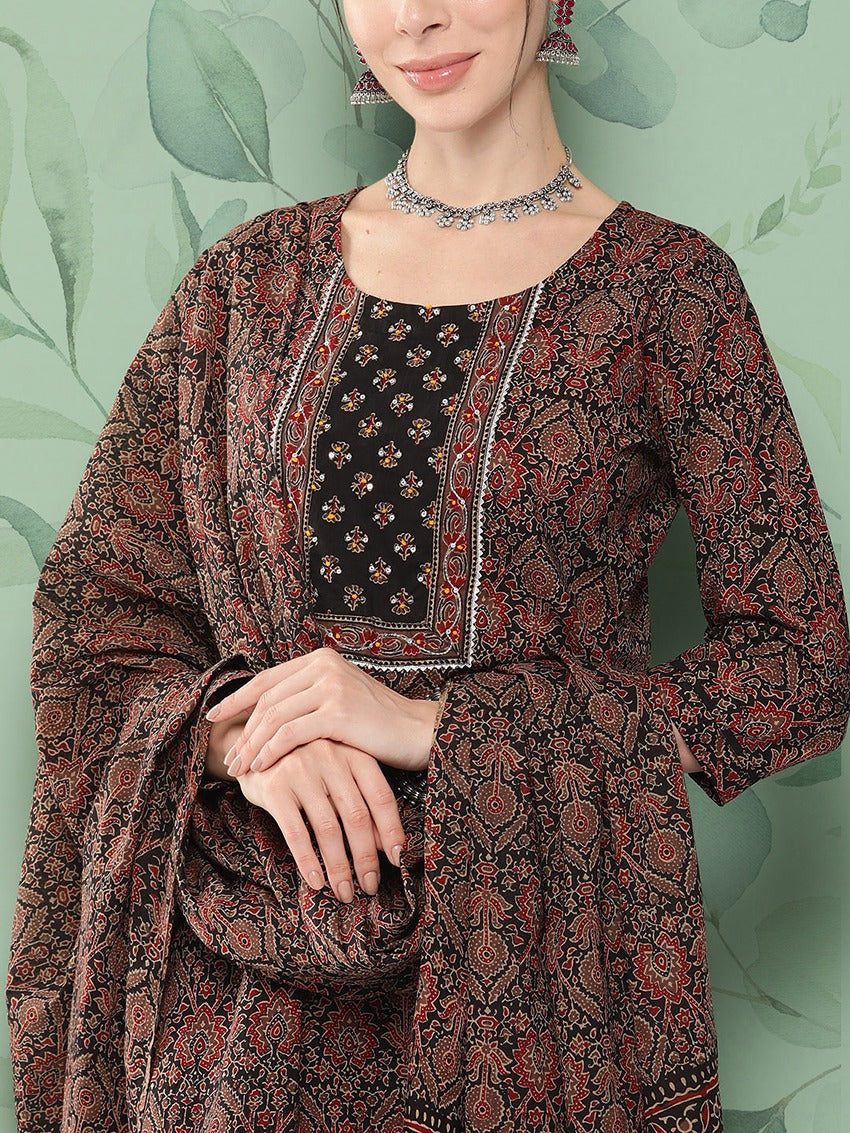 Yufta Women Black & Red Floral Printed Pure Cotton Kurta with Trousers & With Dupatta