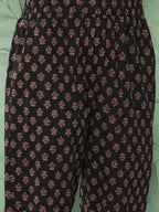 Yufta Women Black & Red Floral Printed Pure Cotton Kurta with Trousers & With Dupatta