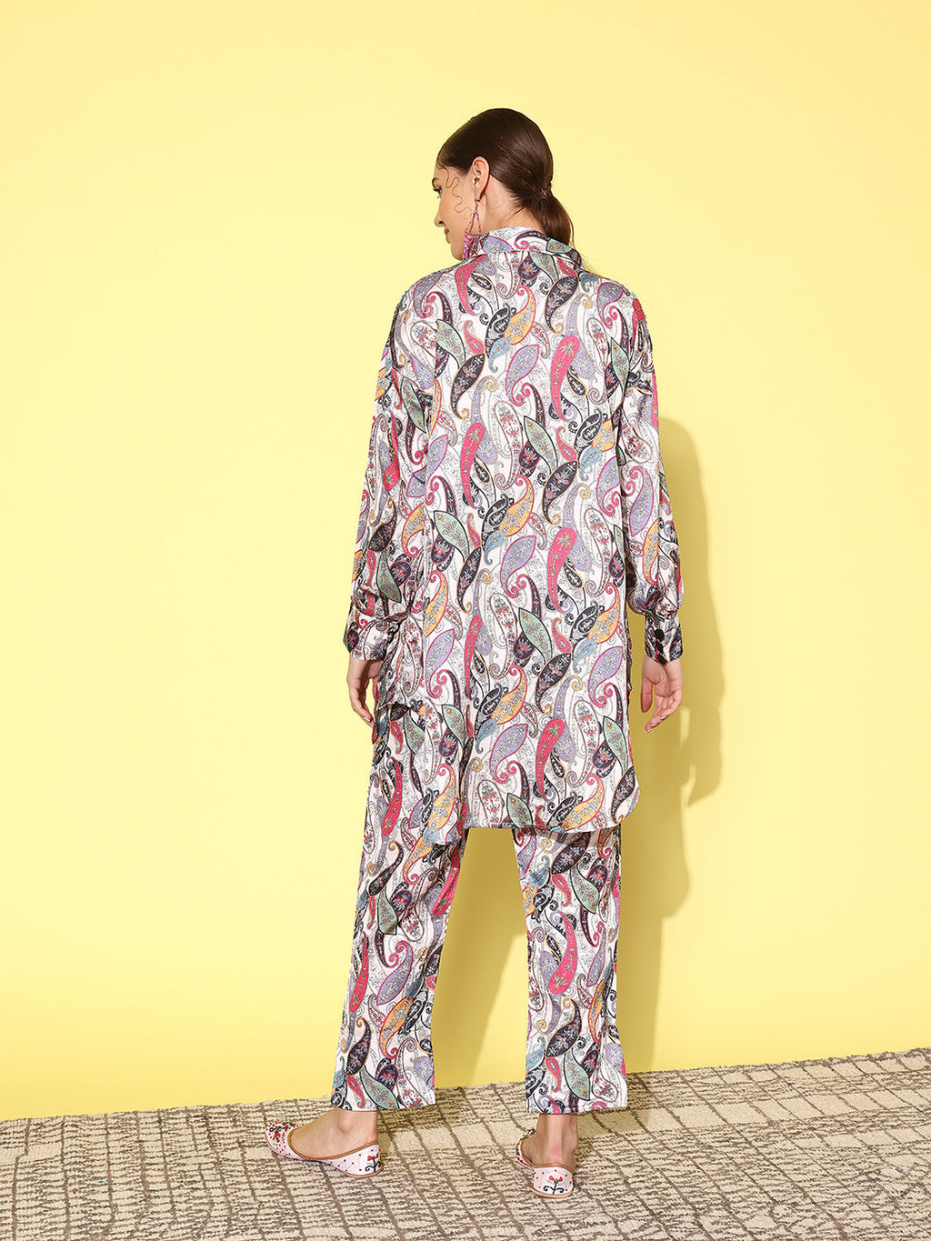Yufta Women Printed Shirt with Trousers