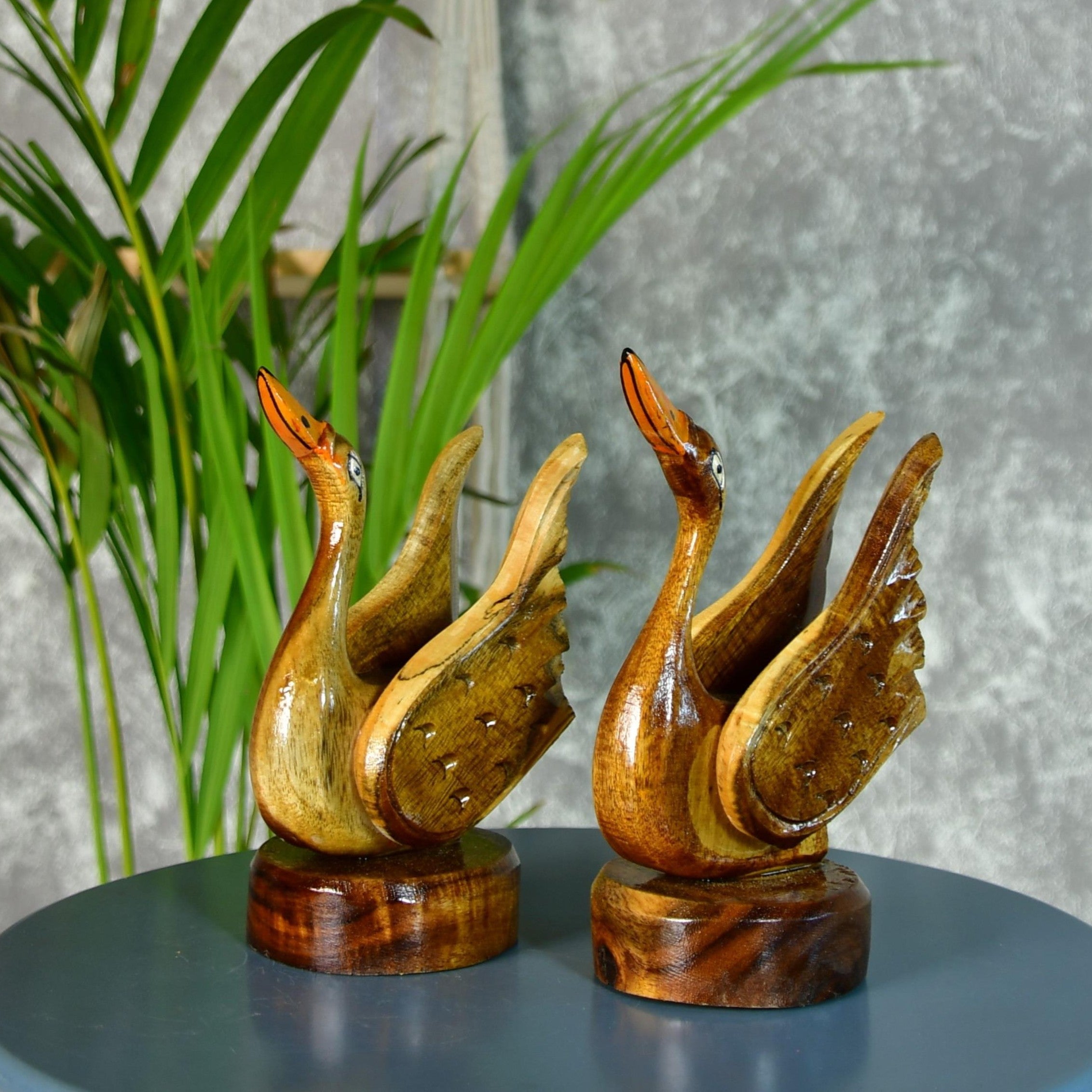 Sowpeace Pair of Wooden handcarved swan - Distacart
