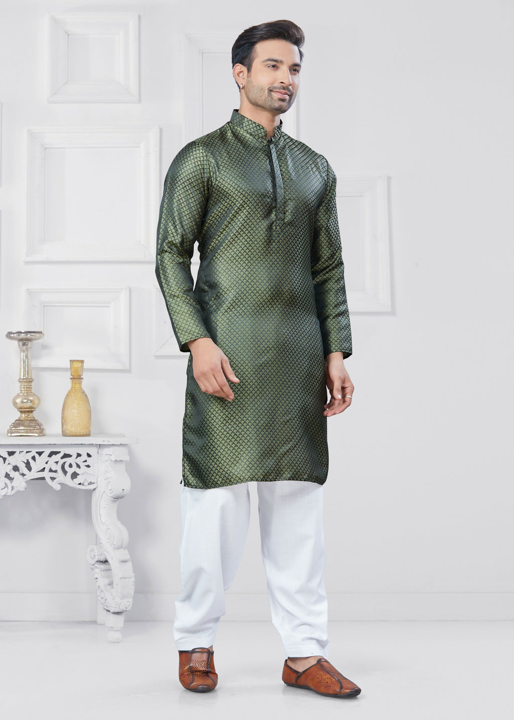 Joban Fashion Men's Jacquard Silk Green Printed Kurta Pyjama set
