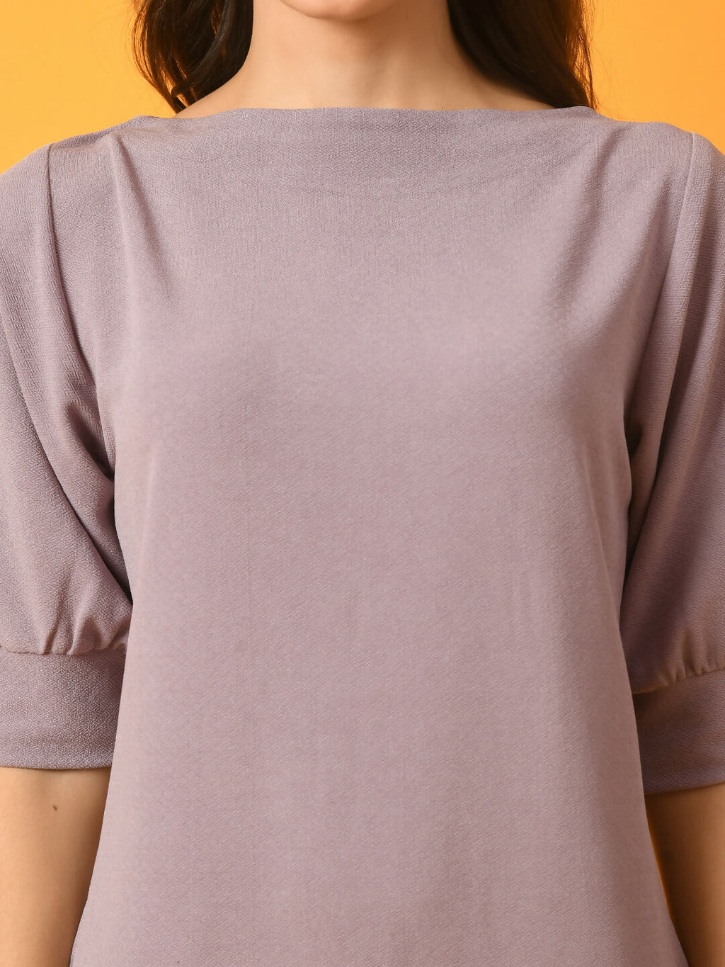 Myshka Women's Lavender Solid Boat Neck Party Top