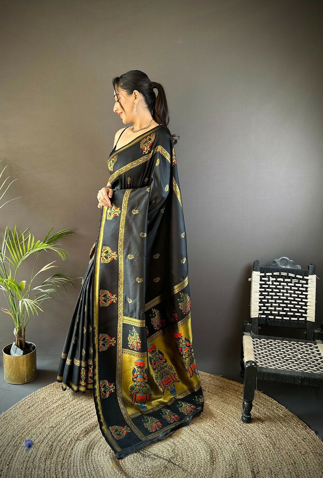 Joban Fashion Black Meenakari Weaving Paithani Sarees