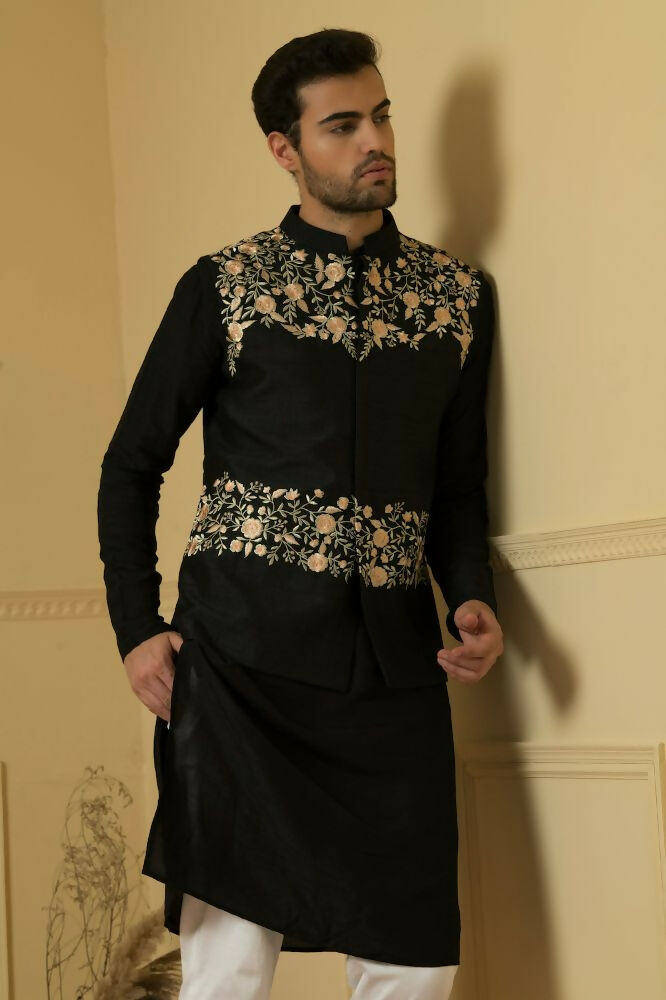 Floral Embroidered Nehru Jacket With Kurta Set by Hilo Design