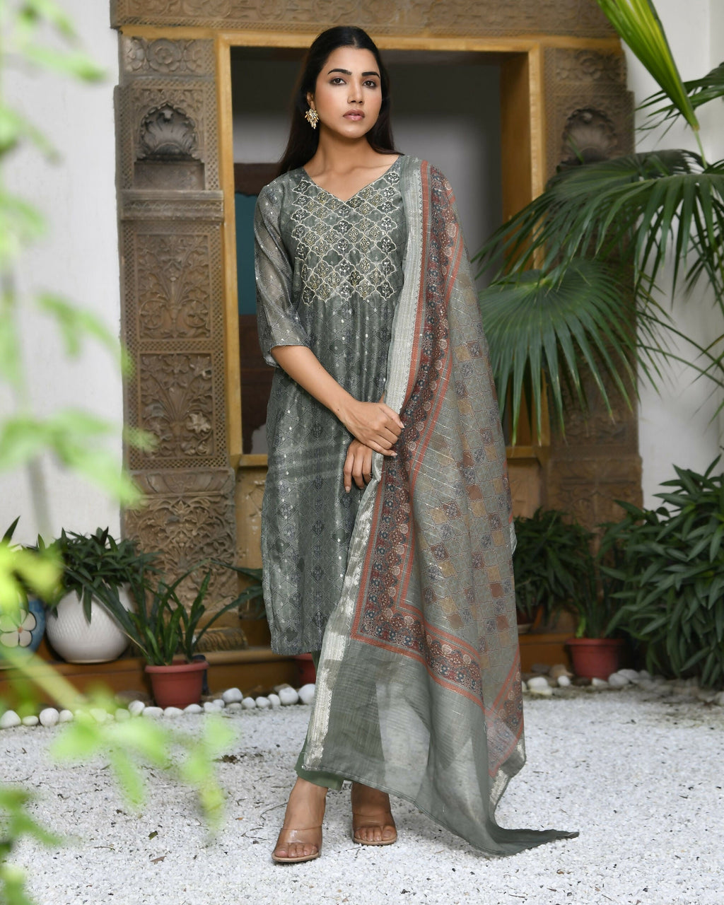 Vaasva Women's Chanderi Printed Suit Set With Pant And Printed Dupatta