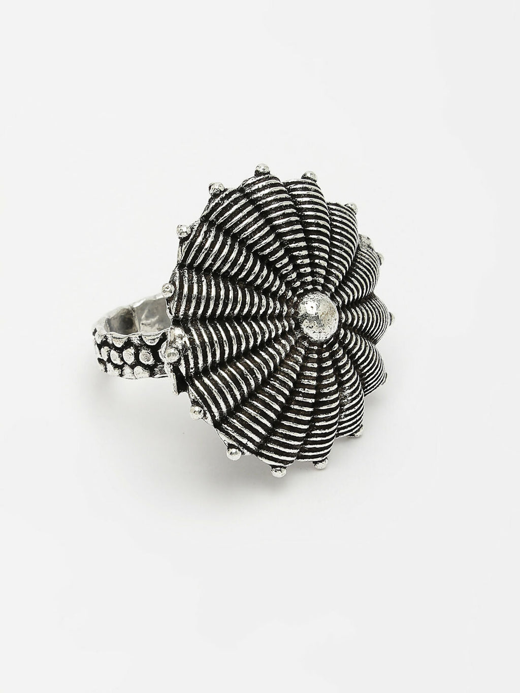 NVR Women's Silver-Toned Floral Shape Adjustable Finger Ring