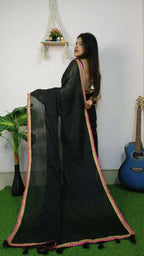 ECKCHTHAANZARISAREE Black (2)