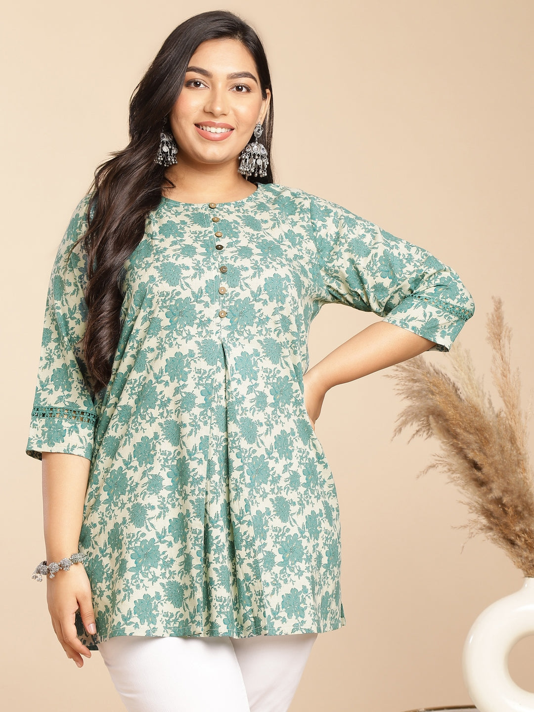 Janasya A-Line Cambric Sage Floral Round Neck Tunic