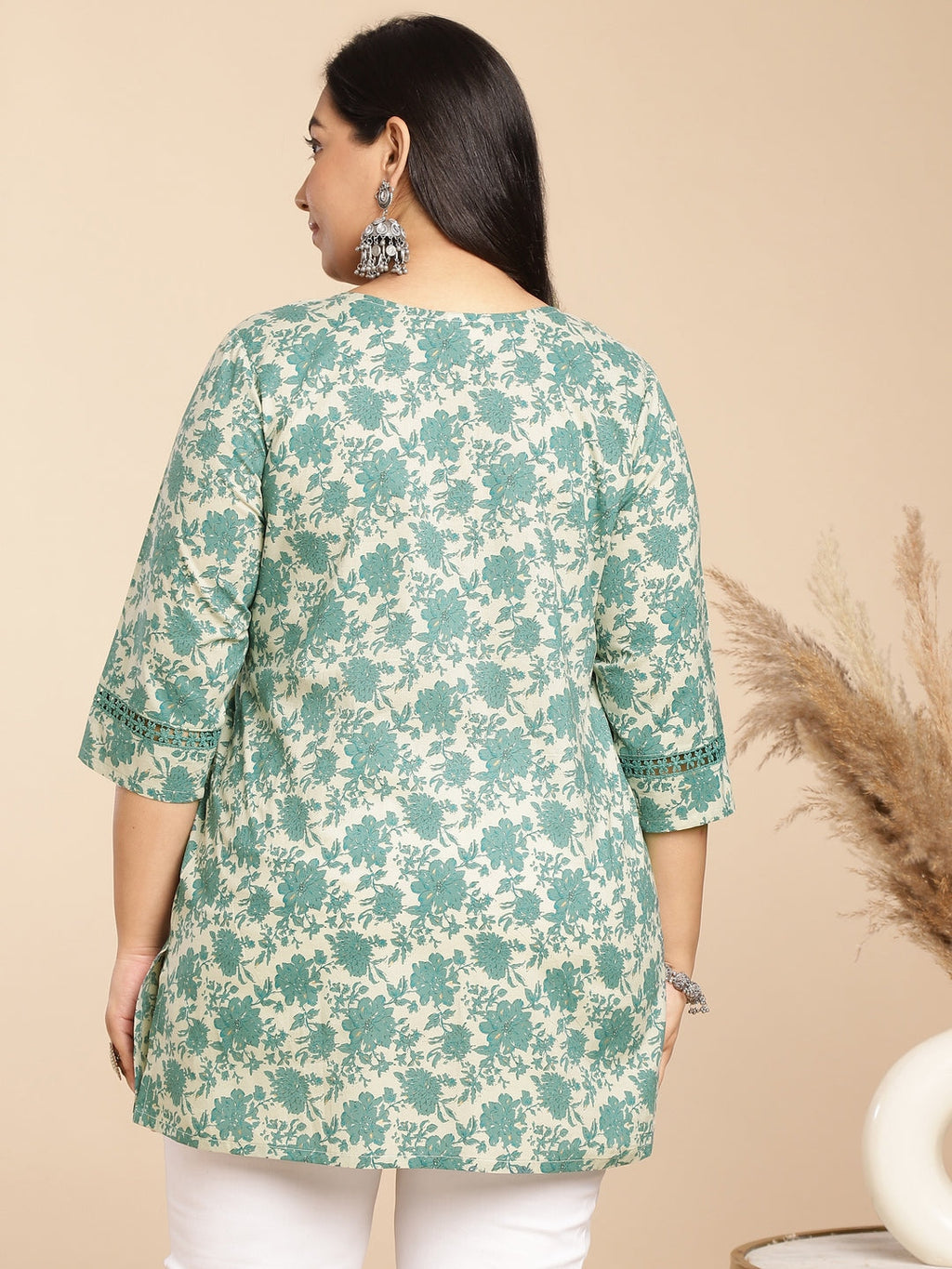 Janasya A-Line Cambric Sage Floral Round Neck Tunic
