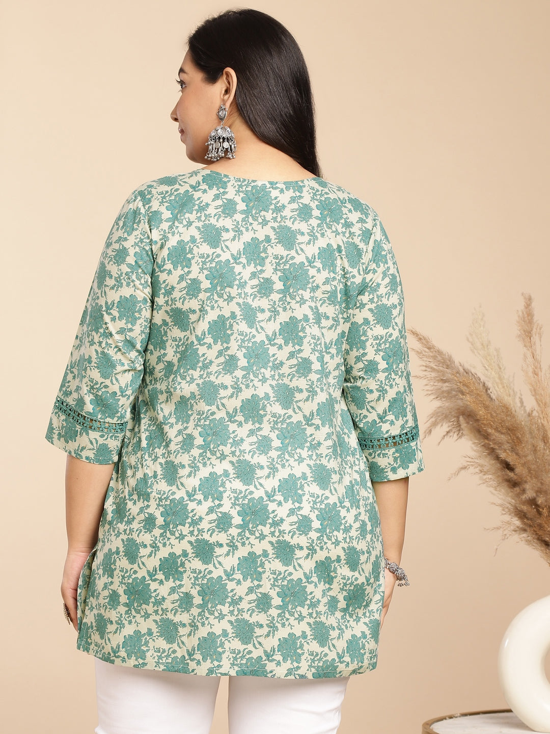 Janasya A-Line Cambric Sage Floral Round Neck Tunic