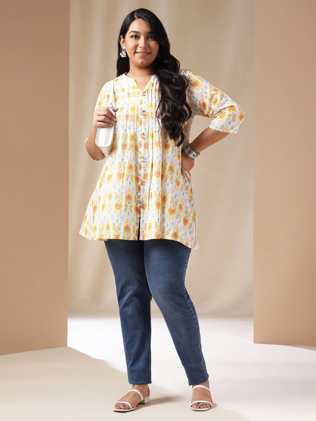 Janasya Pleated Cambric Off White Ikkat Notch Neck Tunic