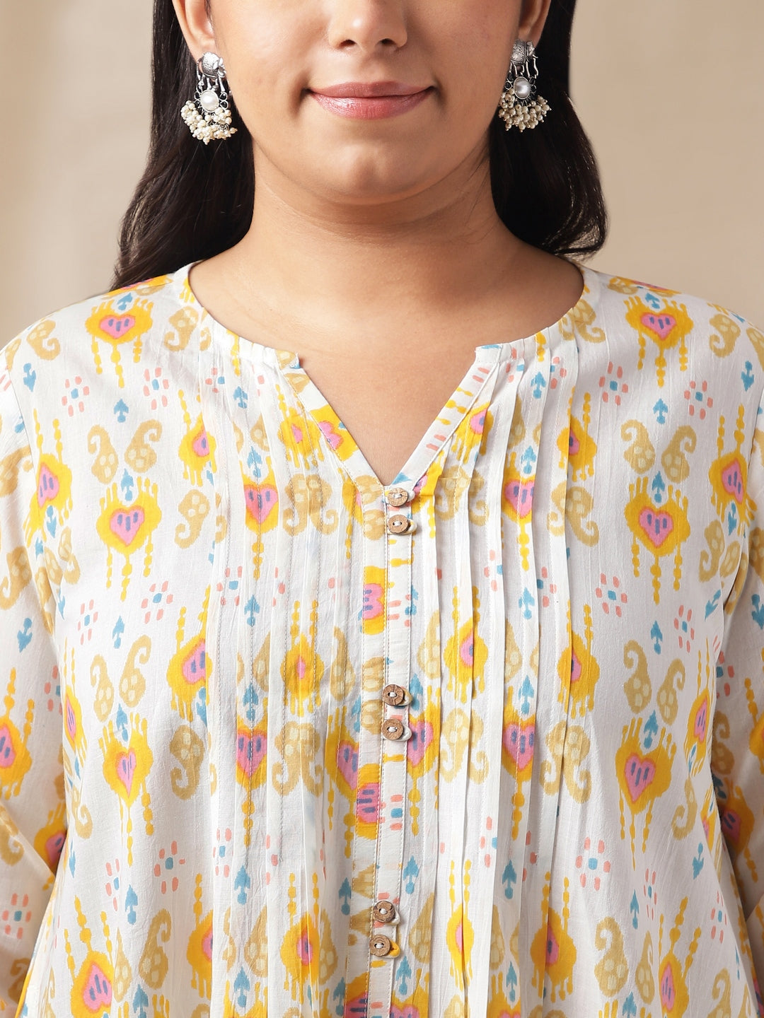Janasya Pleated Cambric Off White Ikkat Notch Neck Tunic