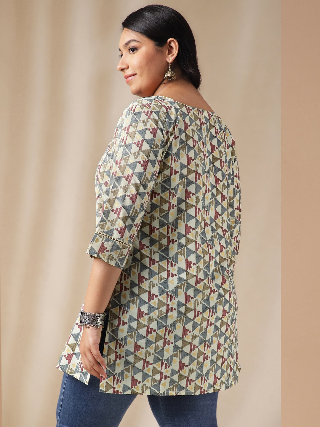 Janasya Regular Cambric Off White Gemometric Round Neck Tunic