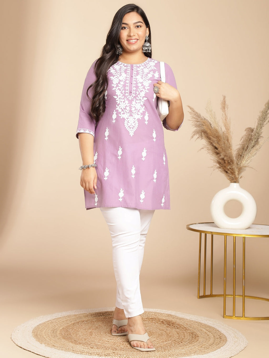 Janasya Straight Cambric Lavender Embroidered Round Neck Tunic