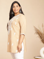 Janasya Straight Cambric Cream Embroidered Round Neck Tunic