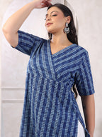 Janasya Dark Cotton Geometric Straight Kurta - Distacart