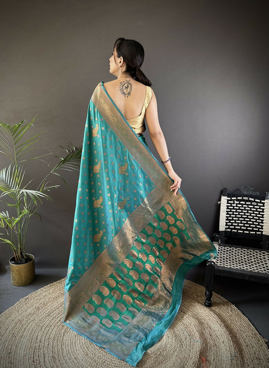 Joban Fashion Banarasi Teal Green Woven Soft Silk Saree - Distacart