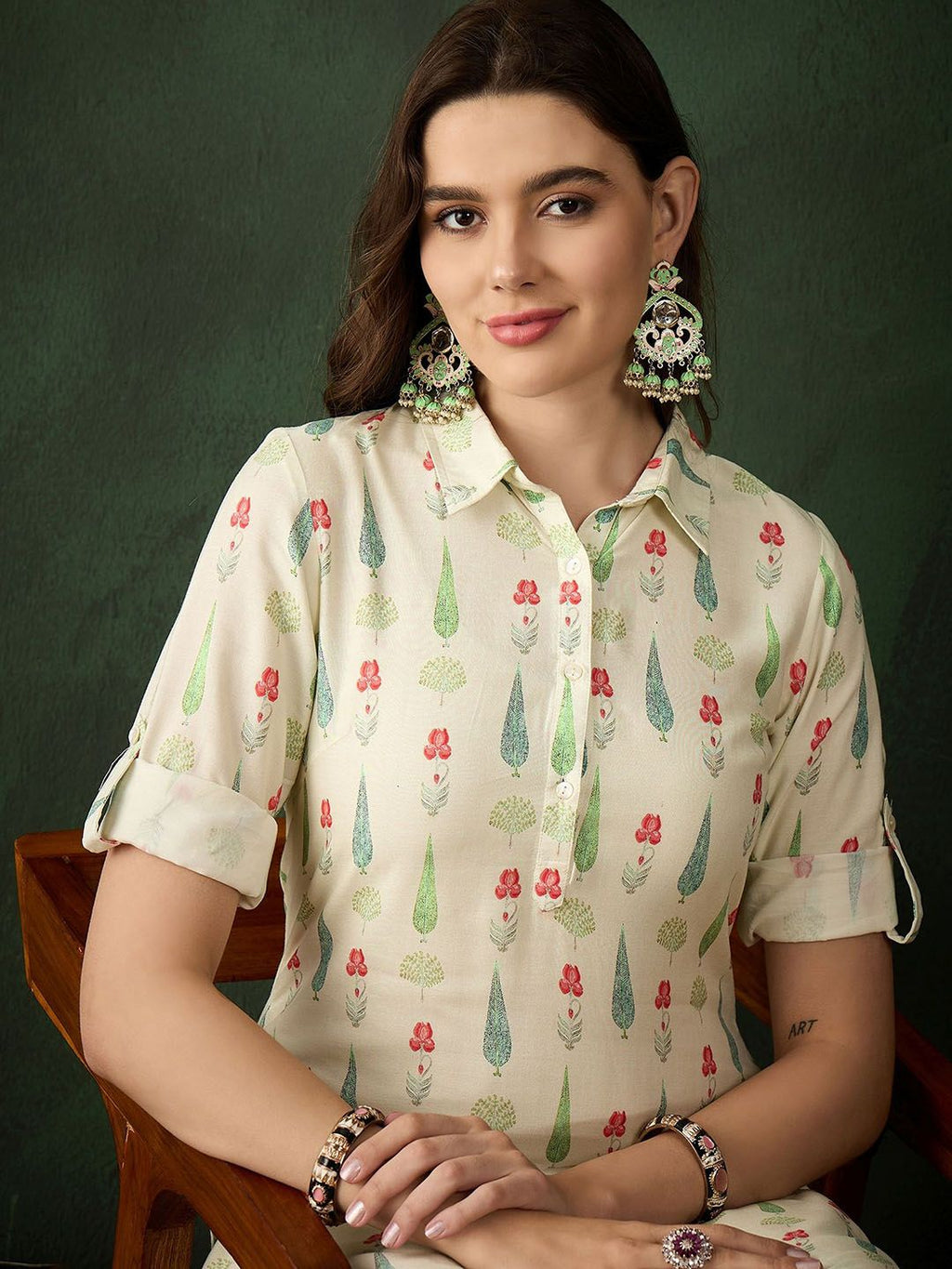 Sangria Printed Kurta With Trousers