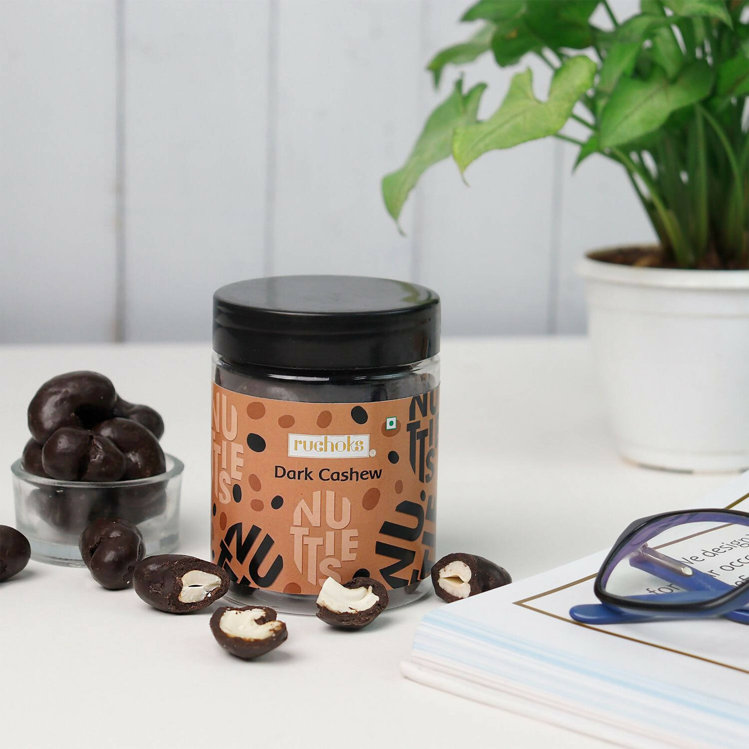 Dibha Ruchoks - Dark Cashew Draggies Chocolate Coated