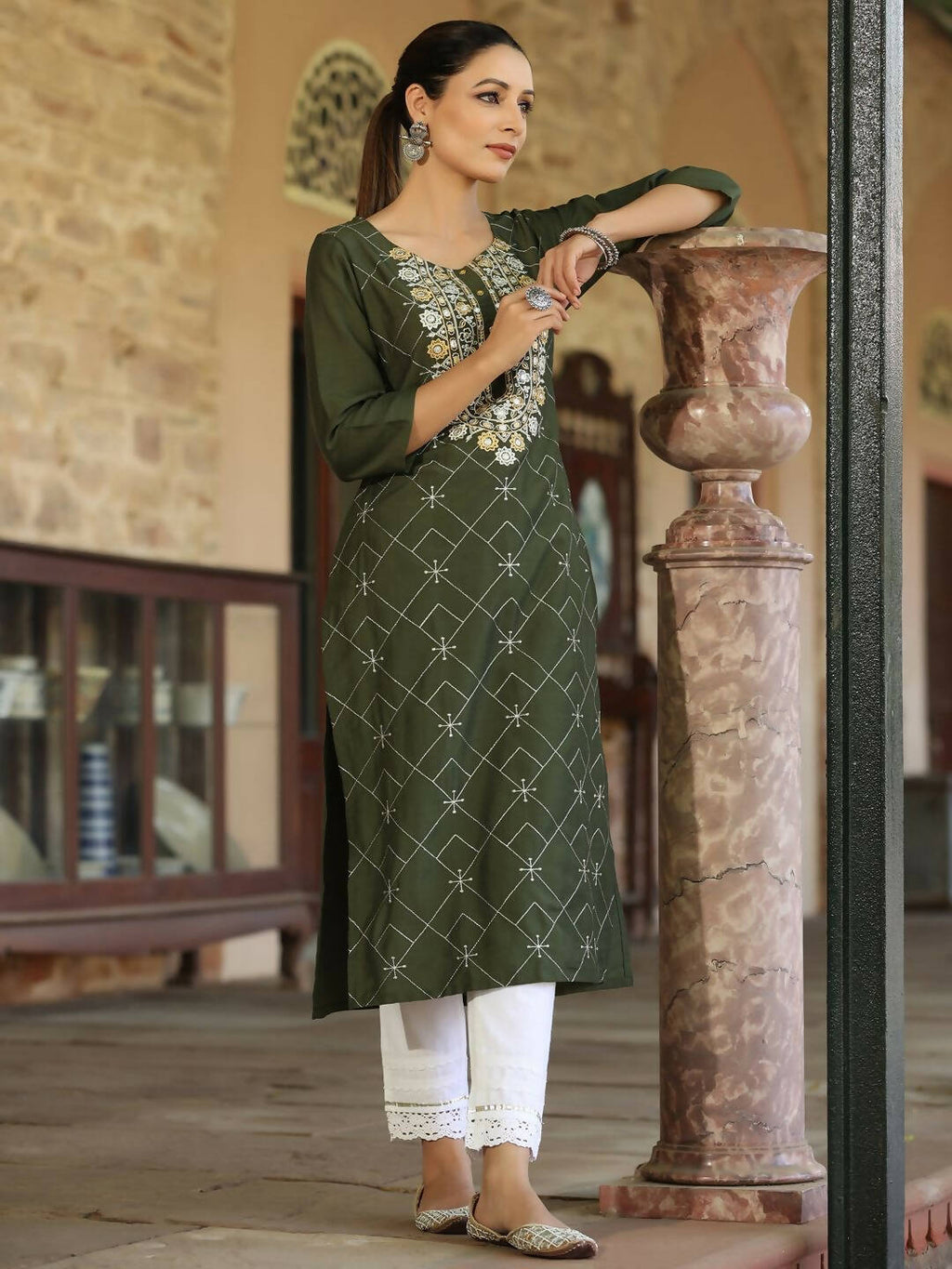 Juniper Women's Green Chinnon Printed Kurta - Distacart