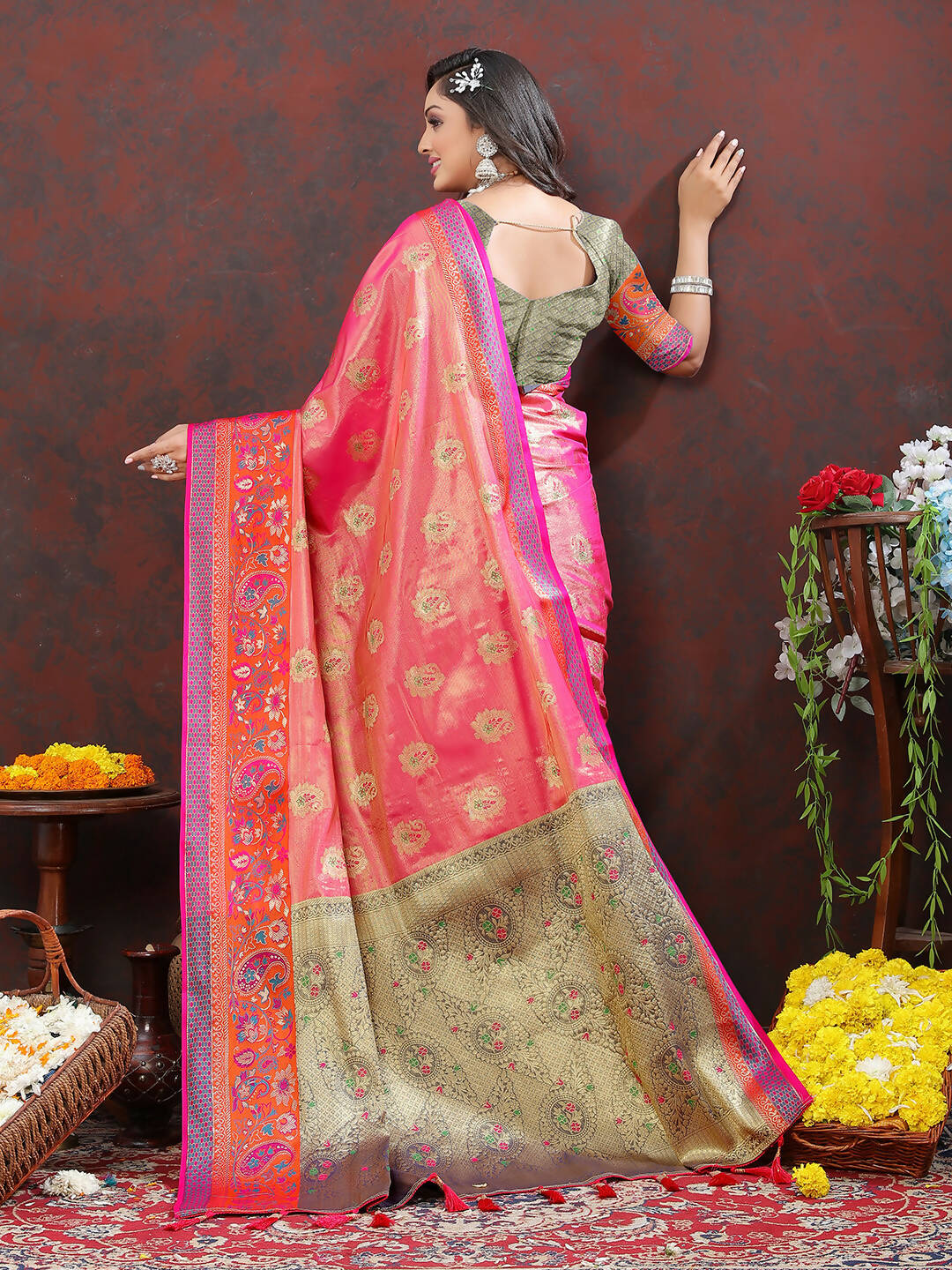 Lorenvalley Fashion Pink Kanjivaram Silk Woven Design with Zari Weaving Saree
