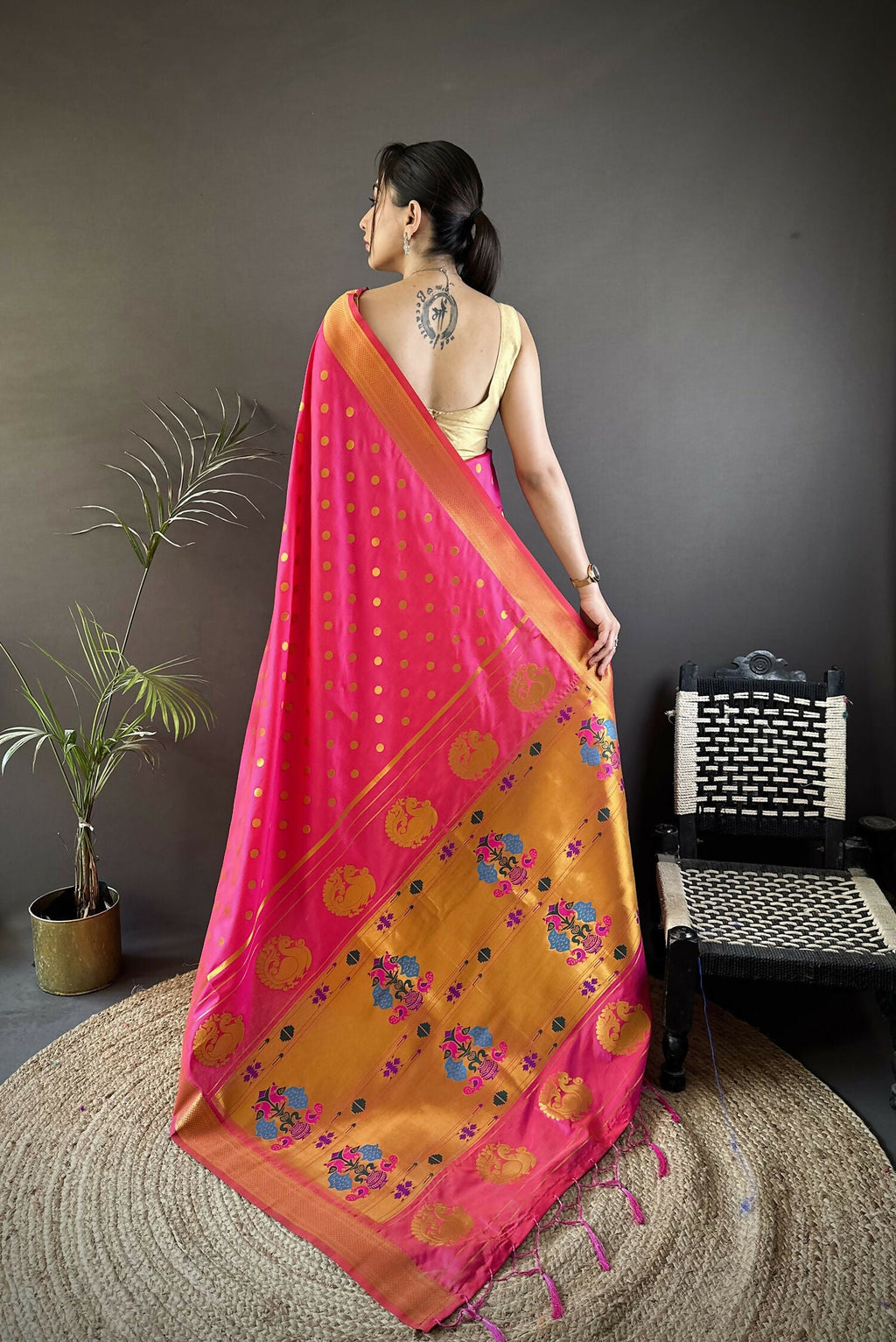 Joban Fashion Hot Pink Polka Dot Lichi Silk Paithani Silk Saree - Distacart