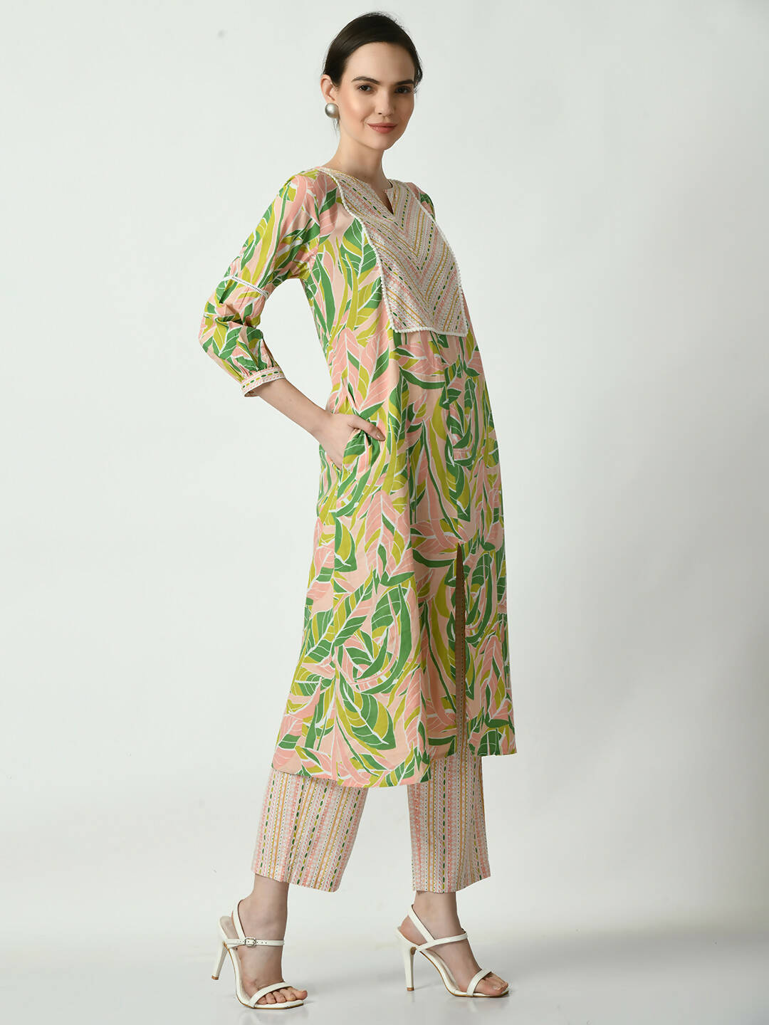 Myshka Women's Multi A-Line Printed Kurta