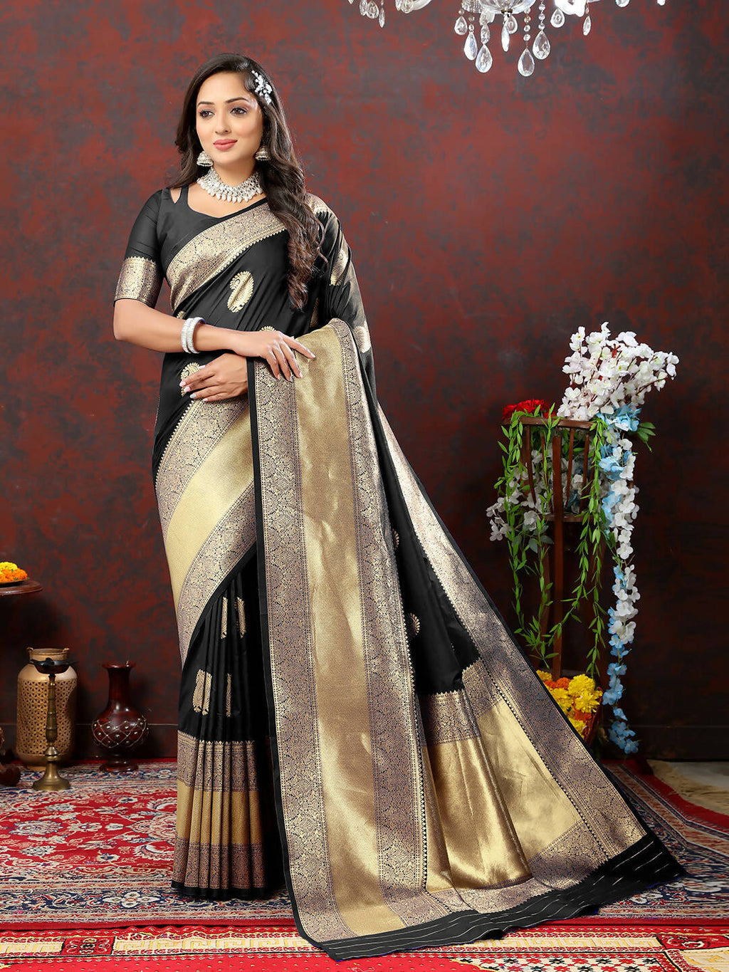 Lorenvalley Fashion Black Soft Silk Woven Design Gold Zari Weaving Saree