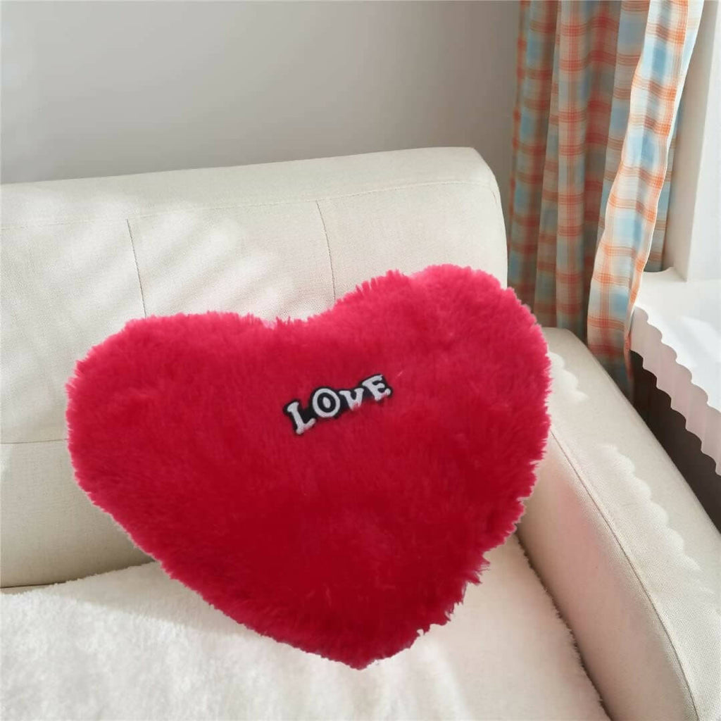 Heart Shape Pillow Fur Cushion (Red)