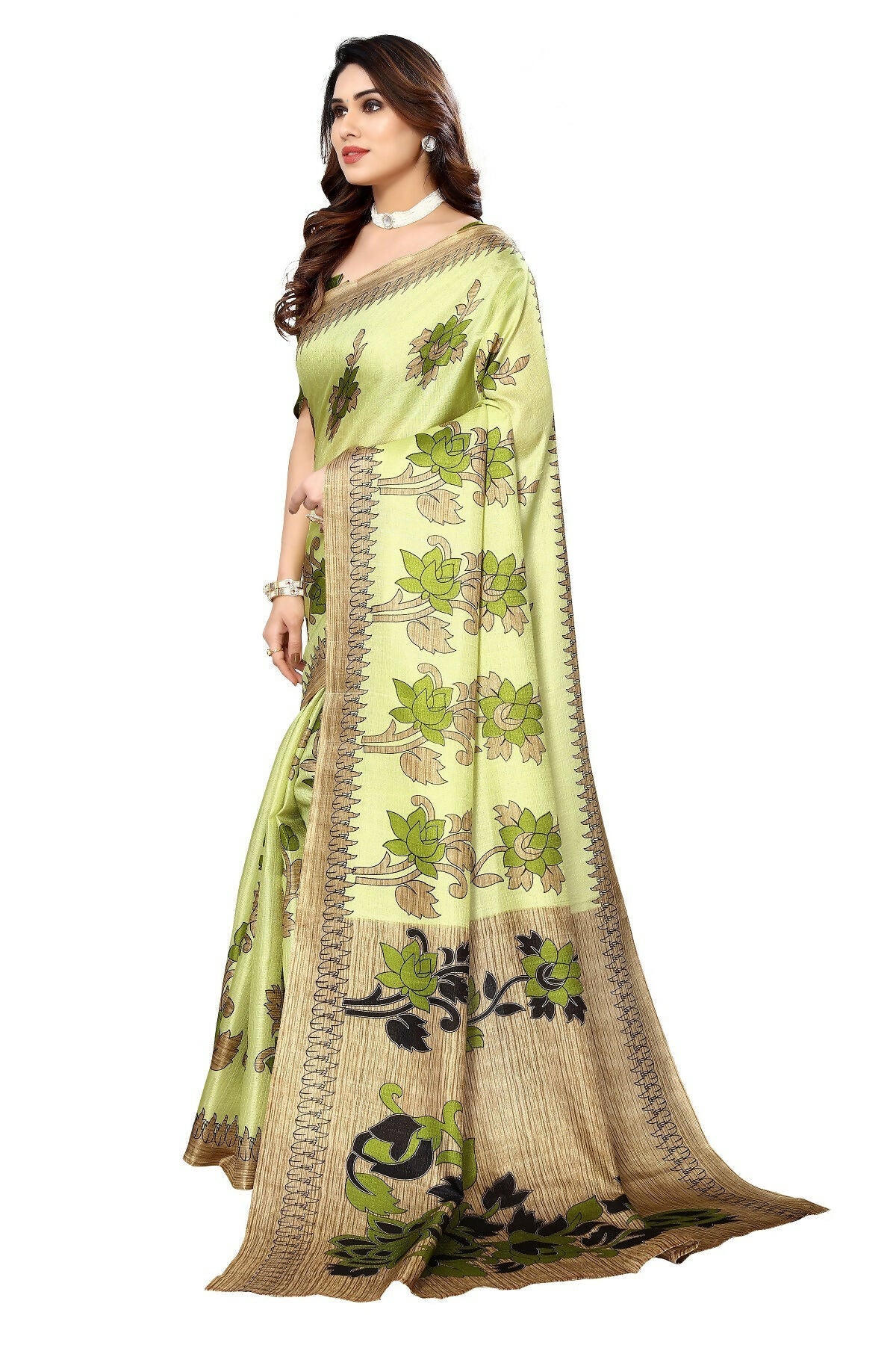 Vamika pista Printed Art Silk Saree