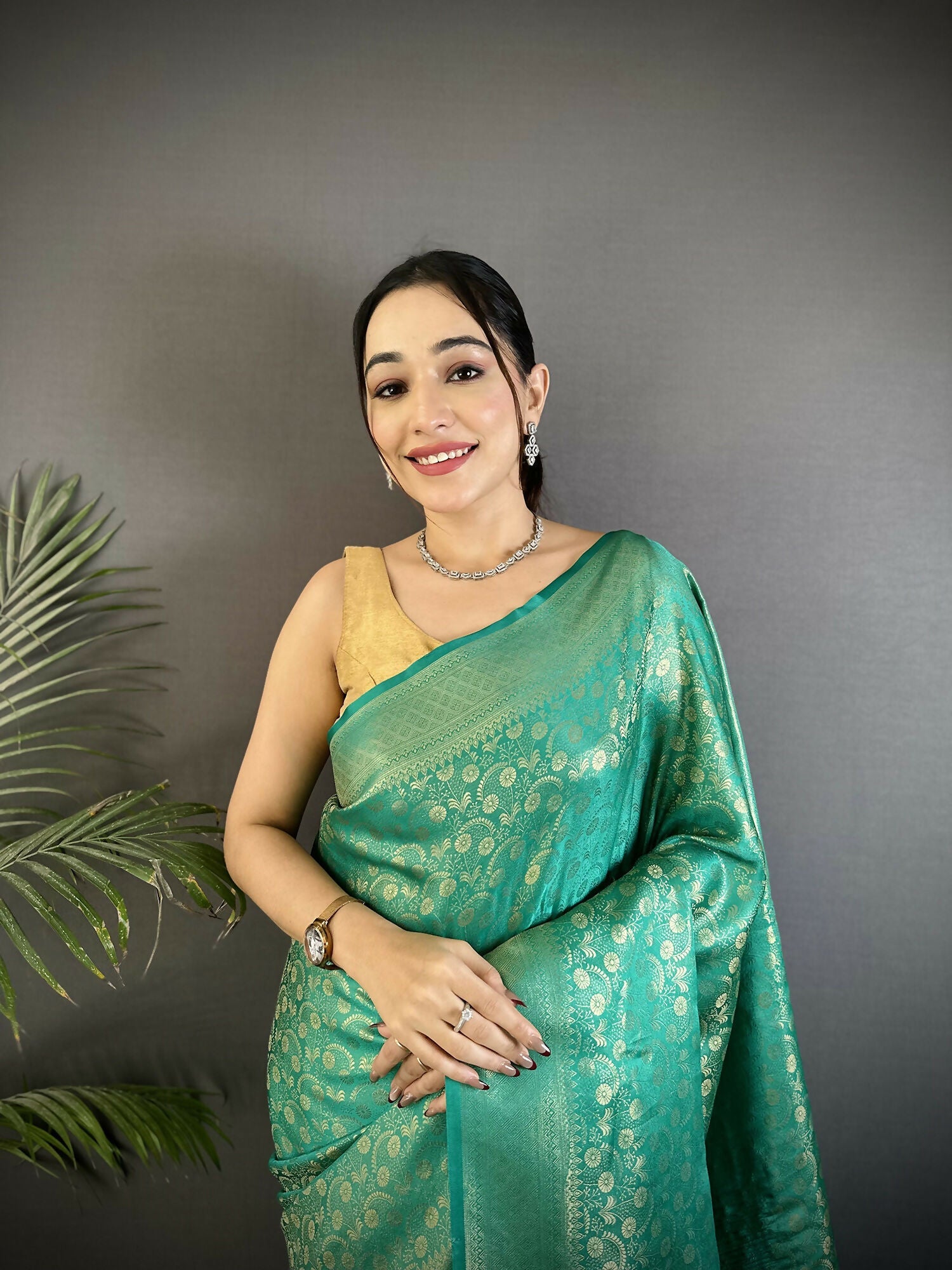 Joban Fashion Rama Green Floral & Paisley Motifs Soft Satin Silk Banarasi Saree - Distacart
