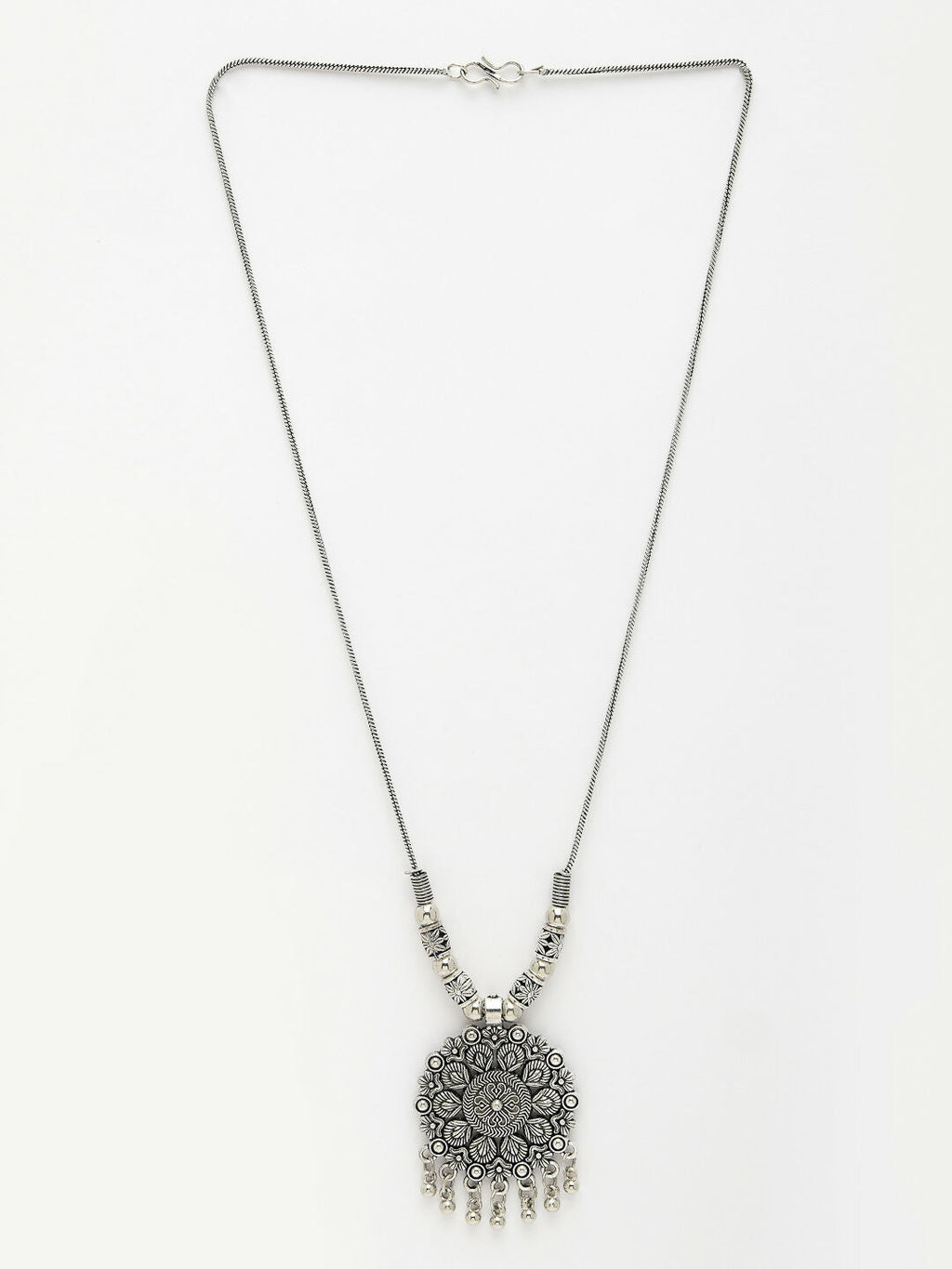 NVR Women's Silver-Toned Floral Shape Pendant with Chain