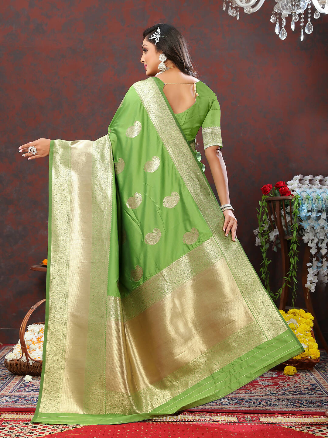 Lorenvalley Fashion Parotgreen Soft Silk Woven Design Gold Zari Weaving Saree