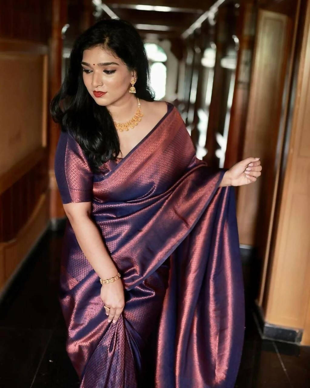 DEIANA'S Beautiful Designer Golden zari Soft Lichi Silk Saree - Purple