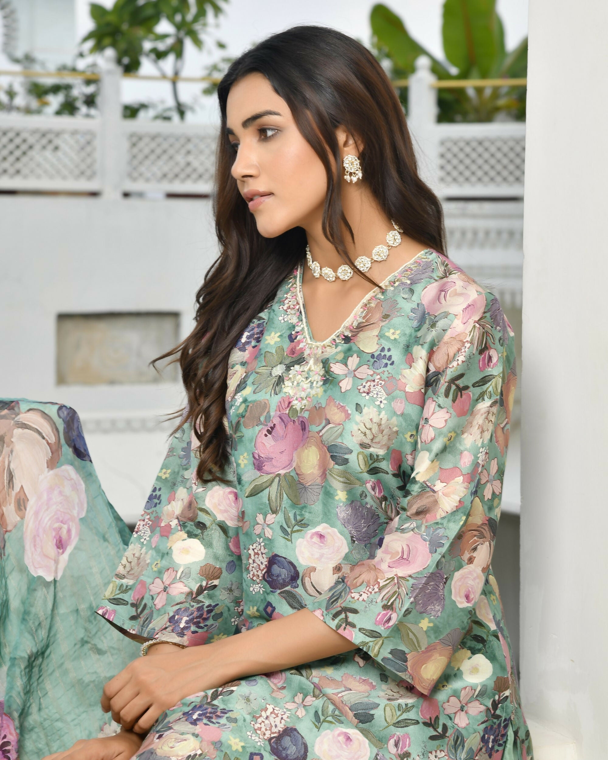 Vaasva Women's Green Tissue Gota Embroidered Suit Set With Solid Pant And Embroidered Dupatta