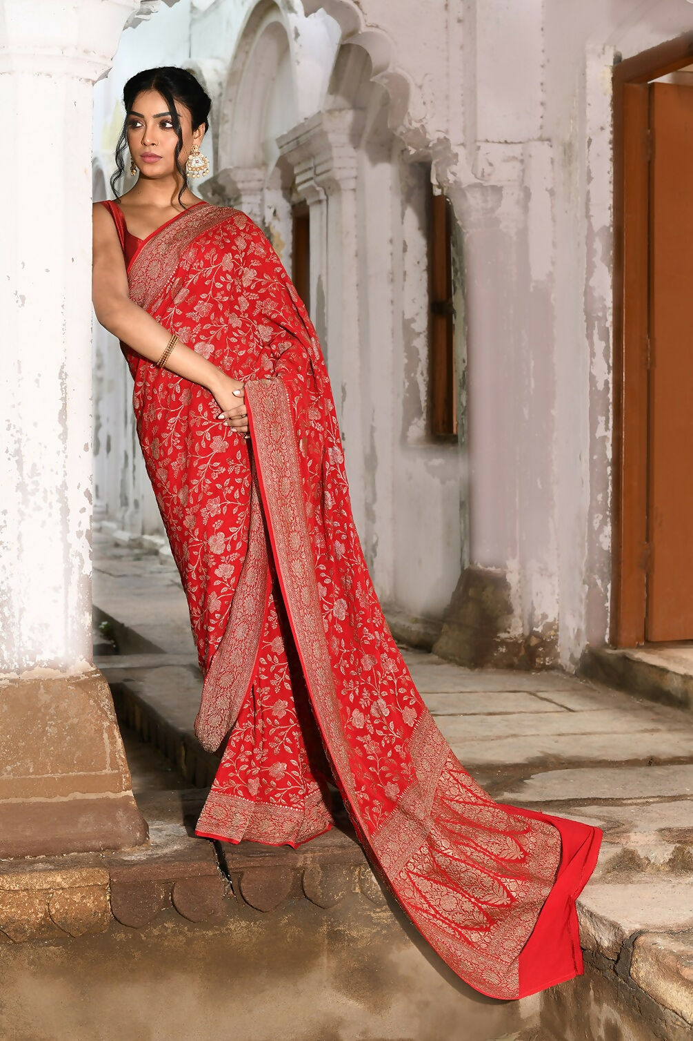 Joban Fashion Red Crepe Chiffon Banarasi Pure Handloom Banarasi Silk Saree