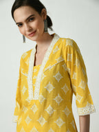 Myshka Women's Yellow Straight Printed Kurta