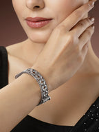NVR Women's Silver-Toned German Silver Oxidised Kada Bangle - Distacart