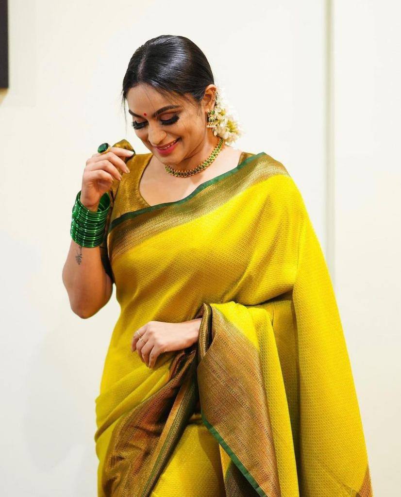 Vamika Weaving Banarasi Jacquard Yellow Kanjivaram Saree - Distacart