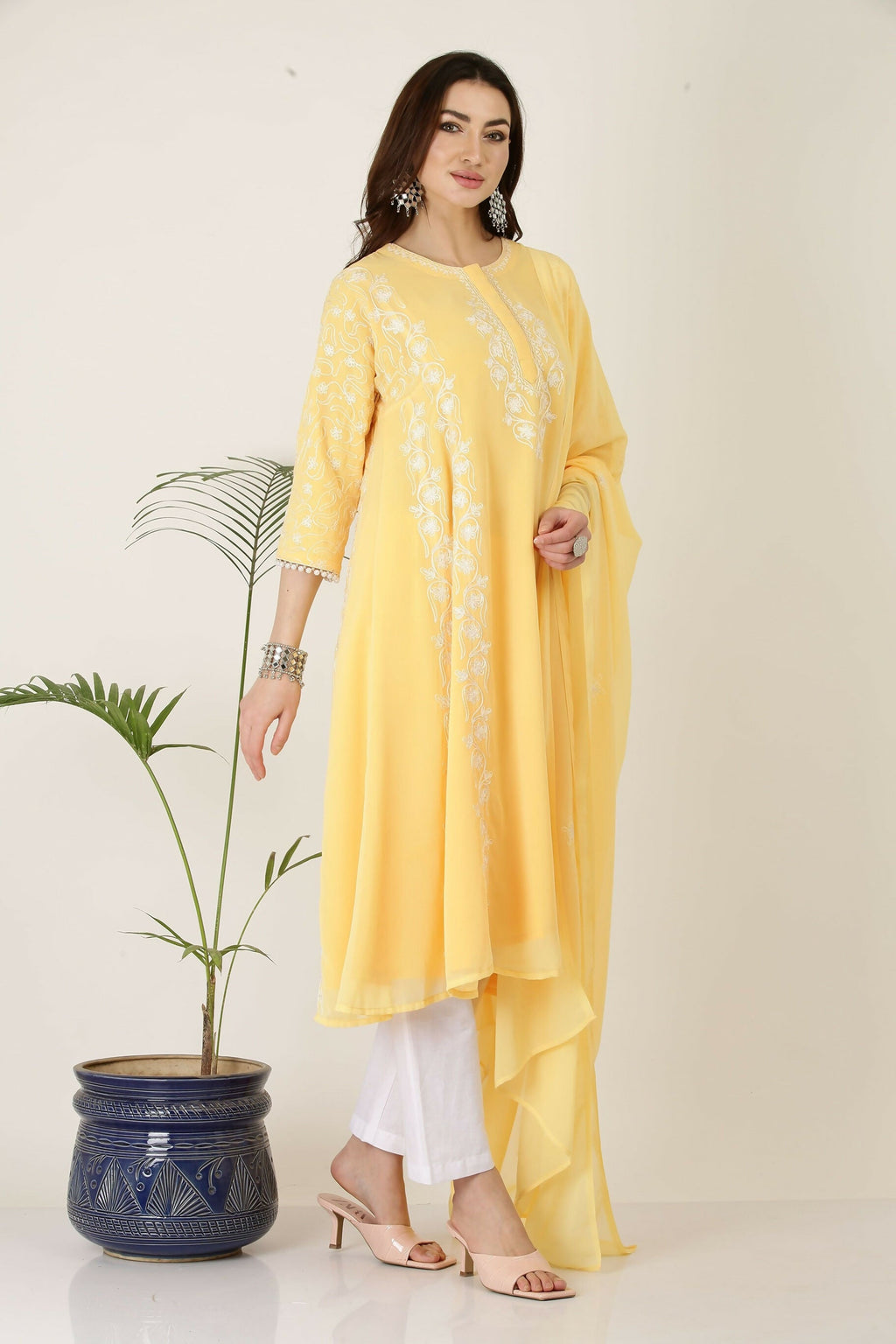 Joban Fashion Yellow&White Georgette Kurta Set - Distacart