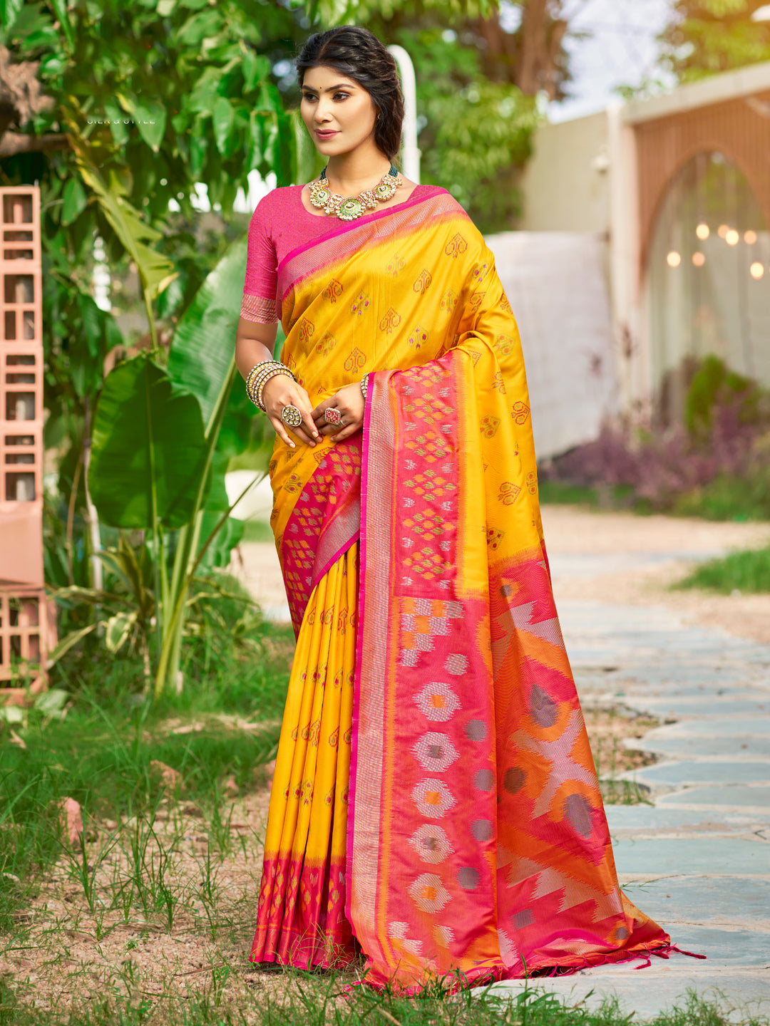 Anaita Yellow Soft Silk Saree With Floral Printed Work With Blouse - Distacart